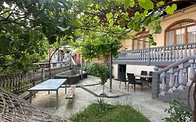 Shota'S Guest House
